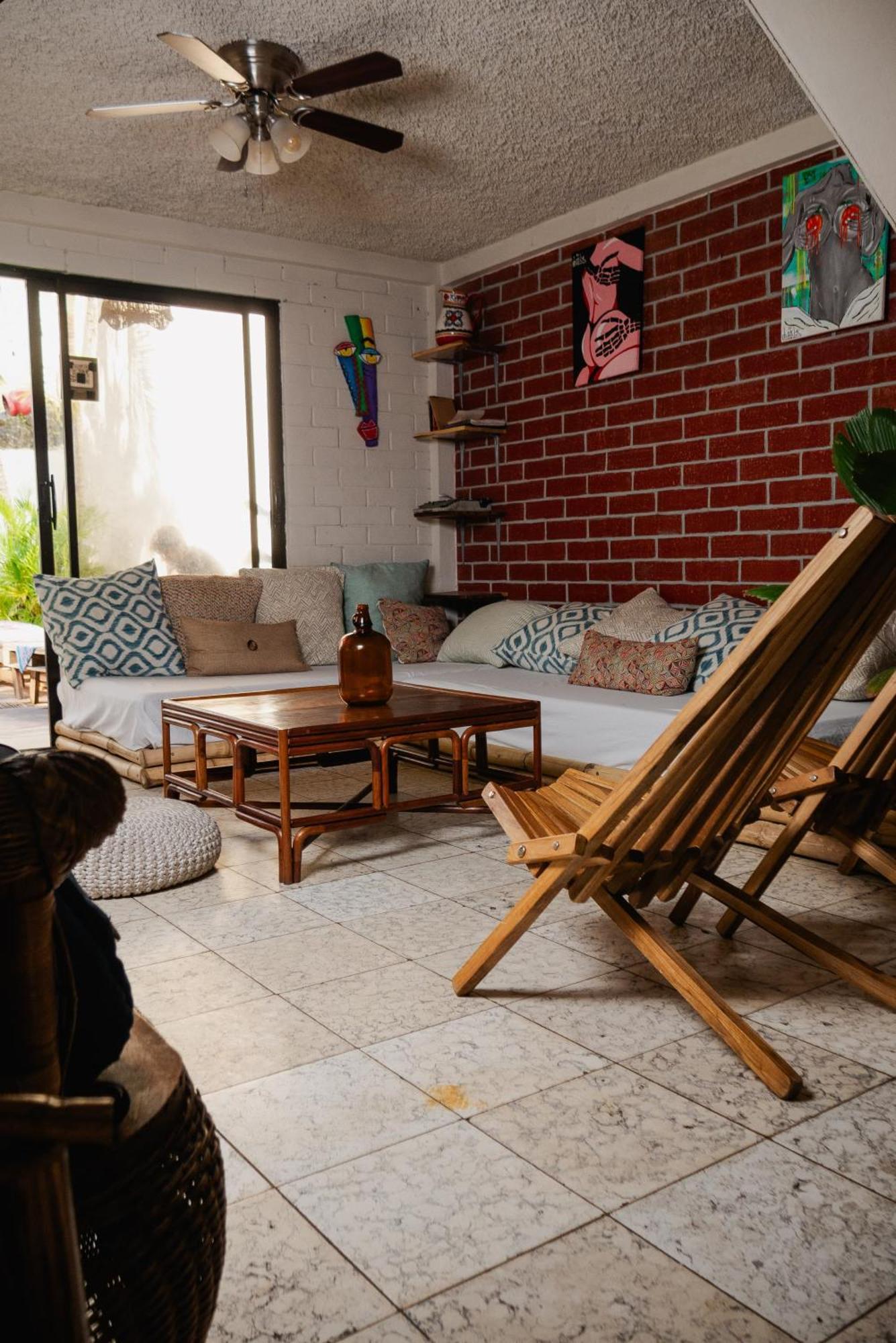 Casa Coco Hostel サンタ・アナ エクステリア 写真